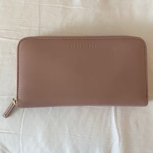 Gucci Wallet!